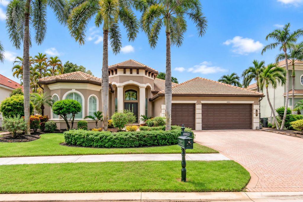 6903 Royal Orchid Circle, Delray Beach, FL 33446