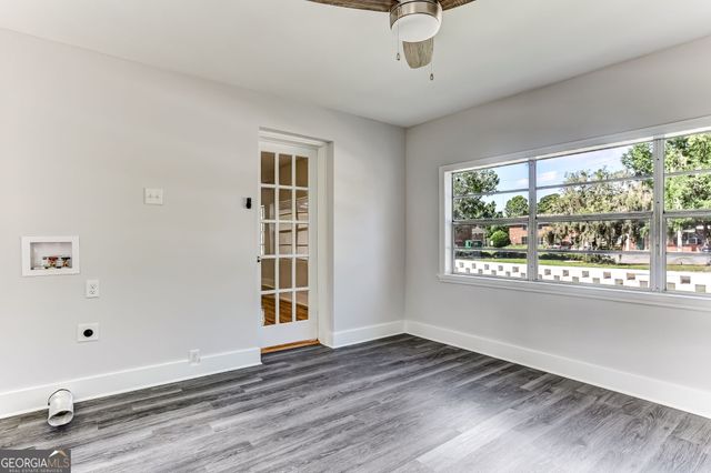 1928 Skidaway Road, Savannah, GA 31404