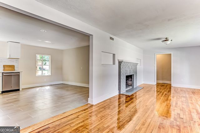 1928 Skidaway Road, Savannah, GA 31404