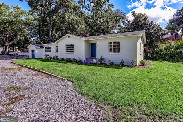 1928 Skidaway Road, Savannah, GA 31404