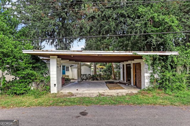 1928 Skidaway Road, Savannah, GA 31404