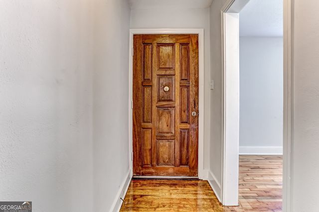 1928 Skidaway Road, Savannah, GA 31404