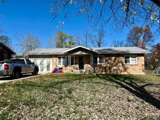 190 North Street, Houston, MO 65483