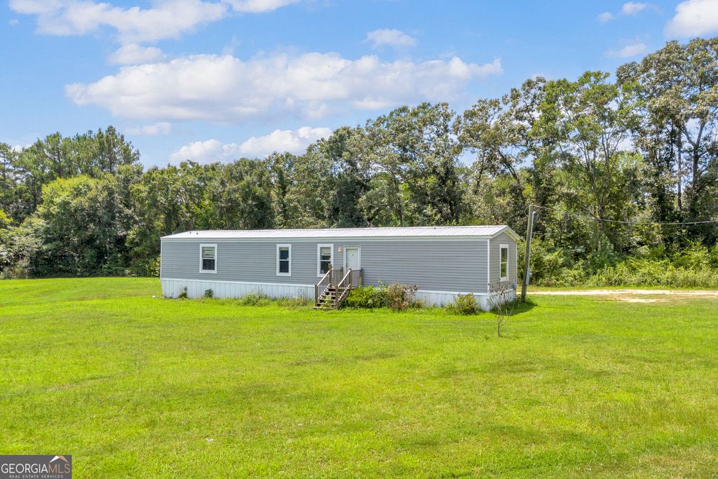 2159 Deep Creek Road NW, Dewy Rose, GA 30634 — exterior
