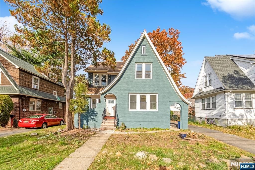 341 Van Buren Avenue, Teaneck, NJ 07666