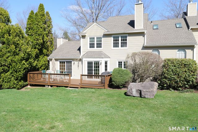 415 Pitkin Hollow 415, Trumbull, CT 06611