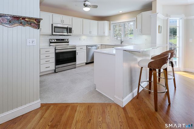 415 Pitkin Hollow 415, Trumbull, CT 06611