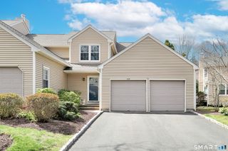 415 Pitkin Hollow 415, Trumbull, CT 06611