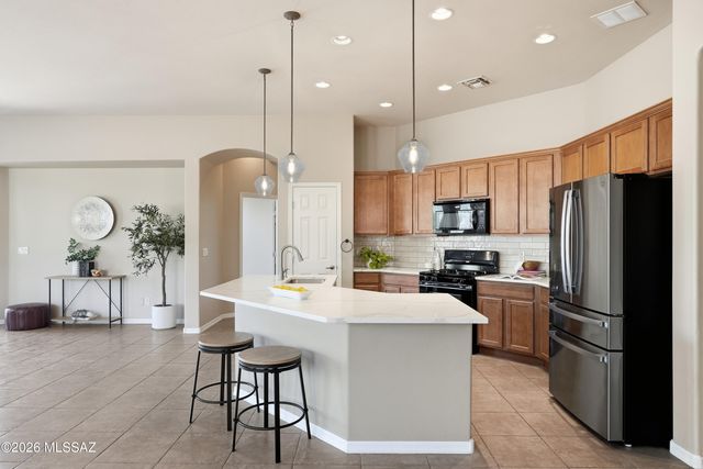 12771 N New Reflection Drive, Marana, AZ 85658