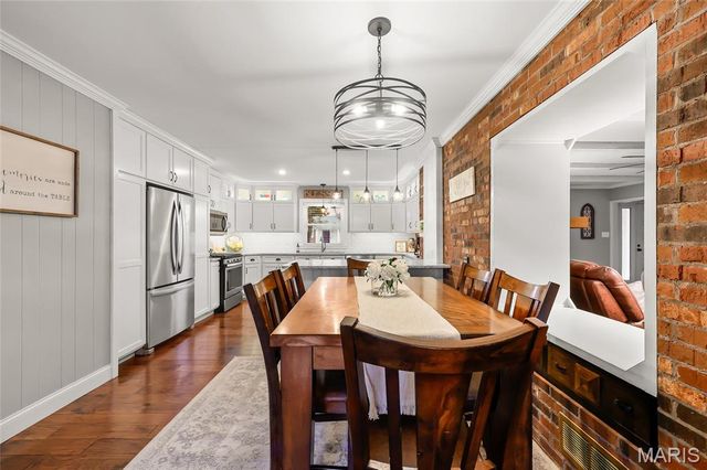 809 N Meadow Lane, Herculaneum, MO 63048