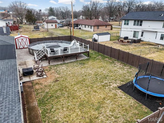 809 N Meadow Lane, Herculaneum, MO 63048