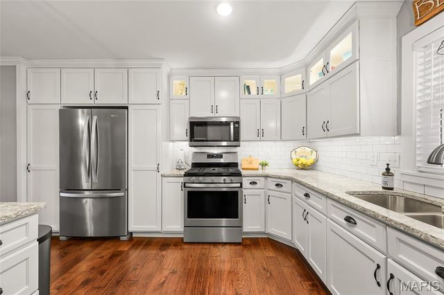 809 N Meadow Lane, Herculaneum, MO 63048