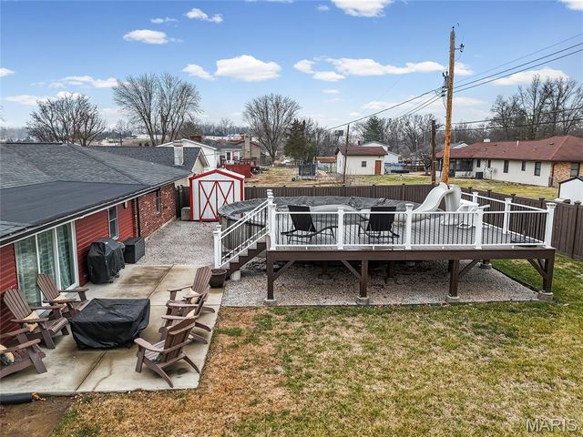 809 N Meadow Lane, Herculaneum, MO 63048