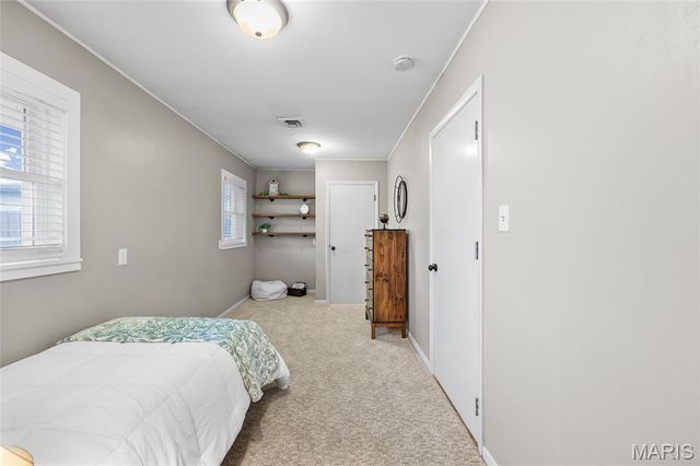 809 N Meadow Lane, Herculaneum, MO 63048