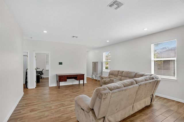 246 PINEVIEW DRIVE, Oviedo, FL 32765