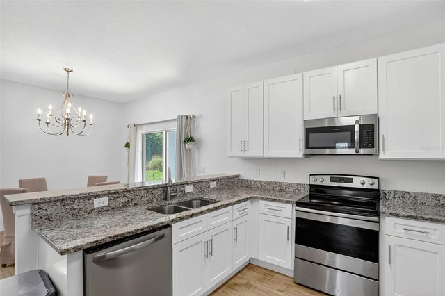 246 PINEVIEW DRIVE, Oviedo, FL 32765
