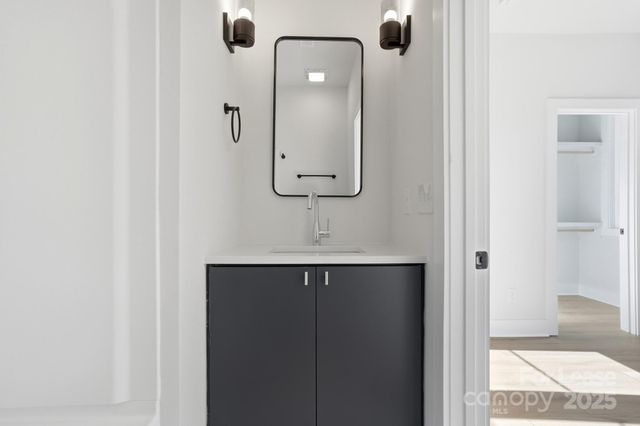 1310 Carolyn Drive, Charlotte, NC 28205