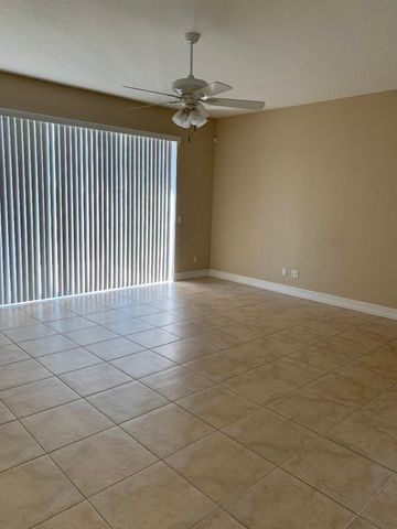 1176 Pinewood Lake Court, Greenacres, FL 33415