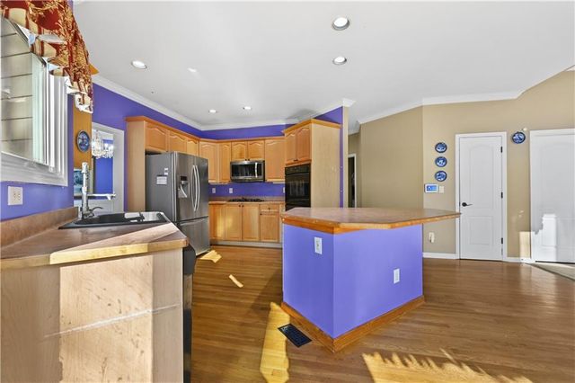 4302 Lansmoore Crossing, Suwanee, GA 30024