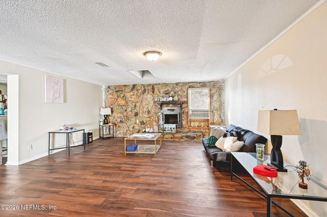 2914 CARLEON Road, Jacksonville, FL 32218