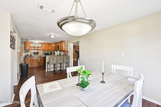 2914 CARLEON Road, Jacksonville, FL 32218