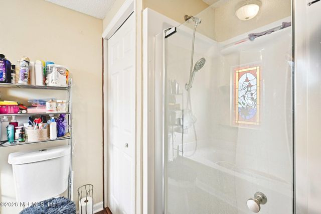 2914 CARLEON Road, Jacksonville, FL 32218