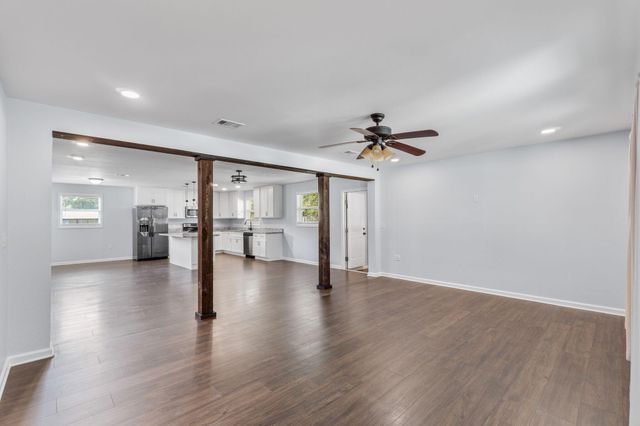 4962 Antioch Road, Crestview, FL 32536