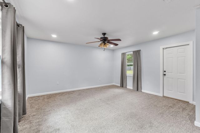 4962 Antioch Road, Crestview, FL 32536