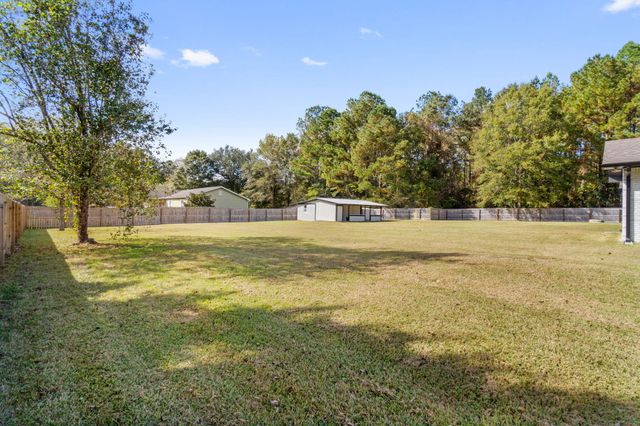 4962 Antioch Road, Crestview, FL 32536
