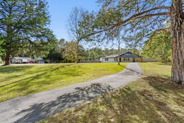 4962 Antioch Road, Crestview, FL 32536