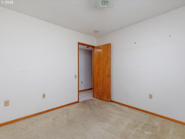 16205 Sw KING CHARLES Ave, King City, OR 97224