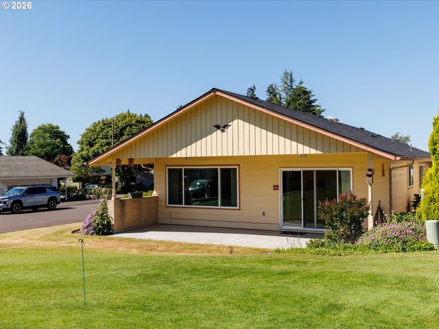 16205 Sw KING CHARLES Ave, King City, OR 97224