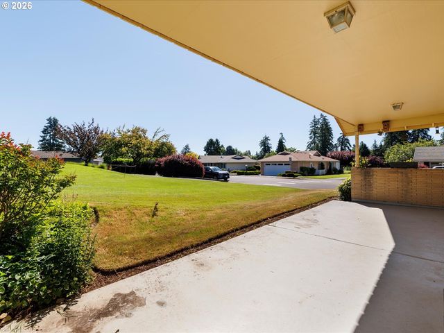 16205 Sw KING CHARLES Ave, King City, OR 97224