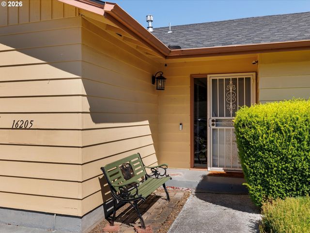 16205 Sw KING CHARLES Ave, King City, OR 97224