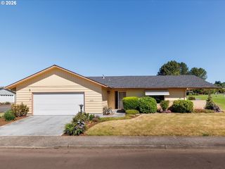 16205 Sw KING CHARLES Ave, King City, OR 97224