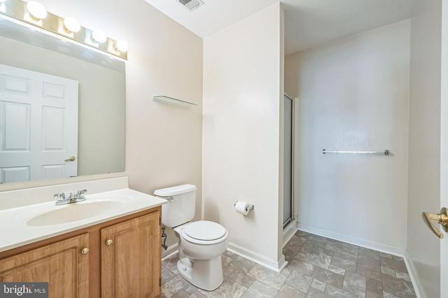 29 AVENROWE CT, Fairless Hills, PA 19030