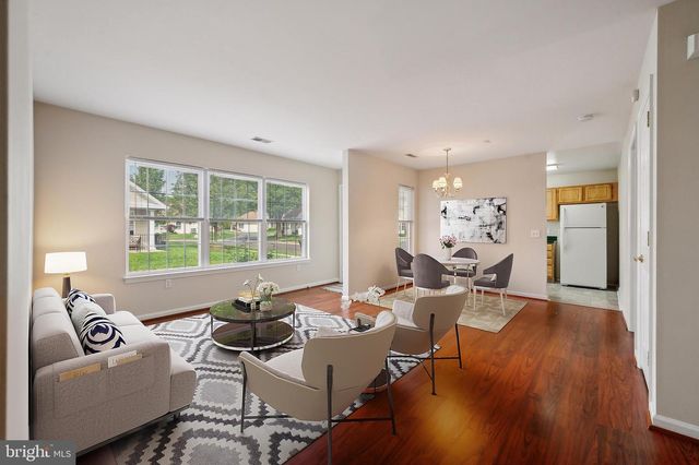 29 AVENROWE CT, Fairless Hills, PA 19030