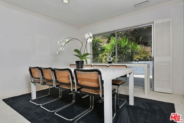 11944 Briarvale Lane, Studio City, CA 91604