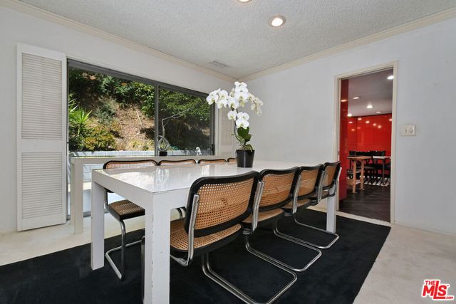 11944 Briarvale Lane, Studio City, CA 91604