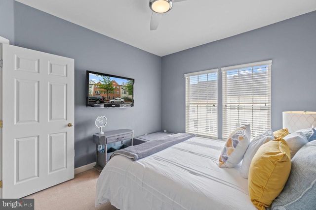 2456 EASTBOURNE DR, Woodbridge, VA 22191