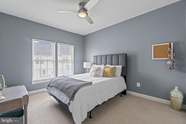 2456 EASTBOURNE DR, Woodbridge, VA 22191