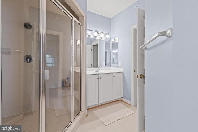 2456 EASTBOURNE DR, Woodbridge, VA 22191