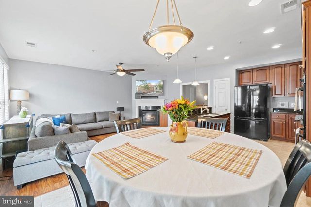 2456 EASTBOURNE DR, Woodbridge, VA 22191