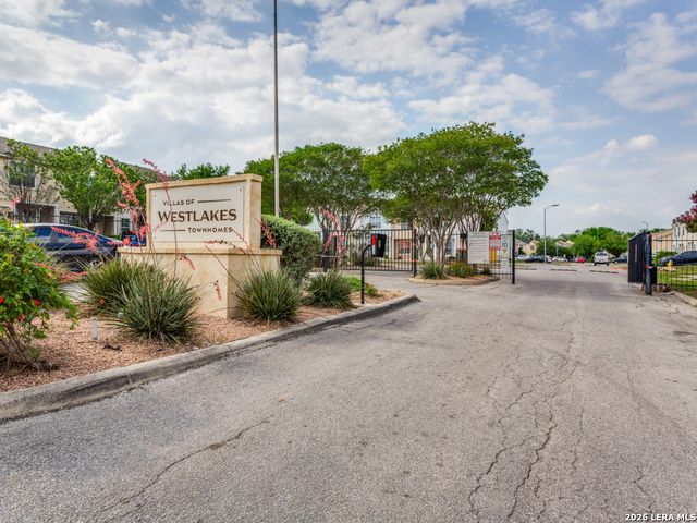 211 Autumn Pass Unit 211, San Antonio, TX 78245