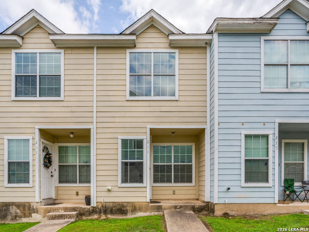 211 Autumn Pass Unit 211, San Antonio, TX 78245