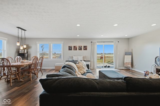 8184 S 500 Road W, Edinburgh, IN 46124