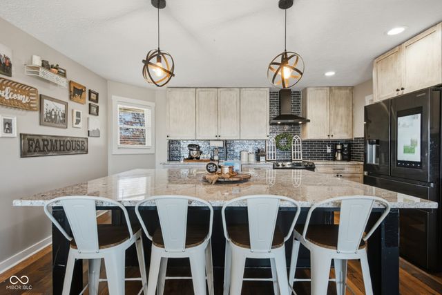 8184 S 500 Road W, Edinburgh, IN 46124