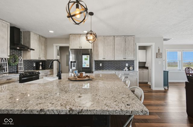 8184 S 500 Road W, Edinburgh, IN 46124