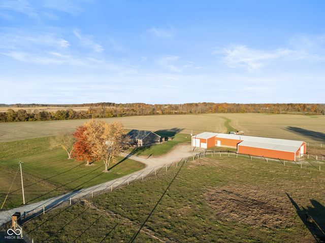 8184 S 500 Road W, Edinburgh, IN 46124