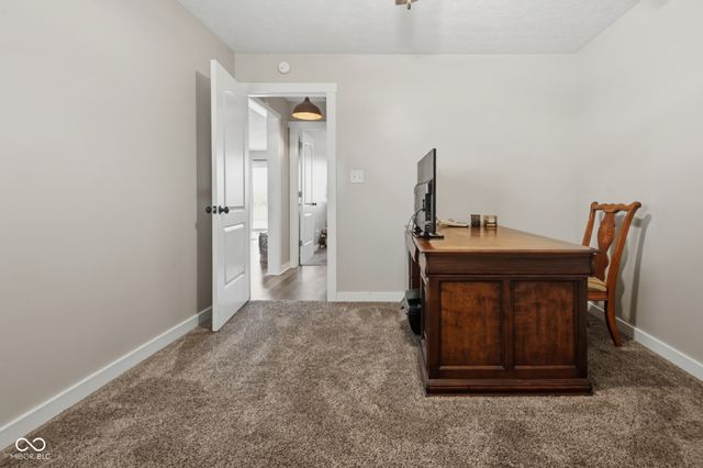 8184 S 500 Road W, Edinburgh, IN 46124